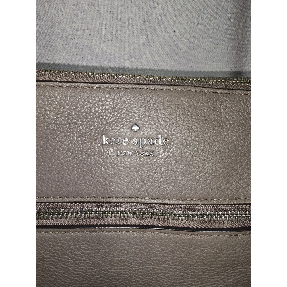 PRE OWNED GOOD 8/10 Kate Spade Jackson Top Zip‎ Crossbody WKRU5941-Brownstone